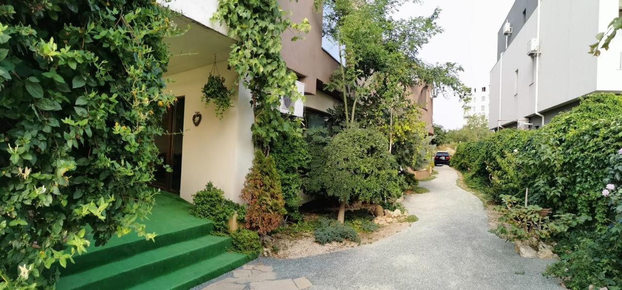 Hotel Vila Zuzette Constanţa Esterno foto